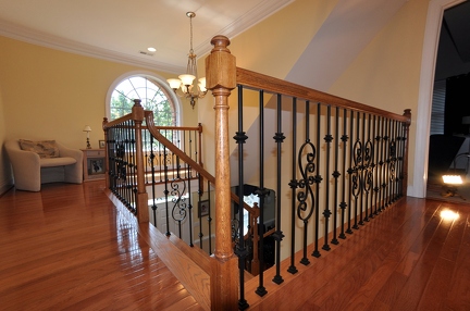 scroll-knuckle-iron-balusters-richmond